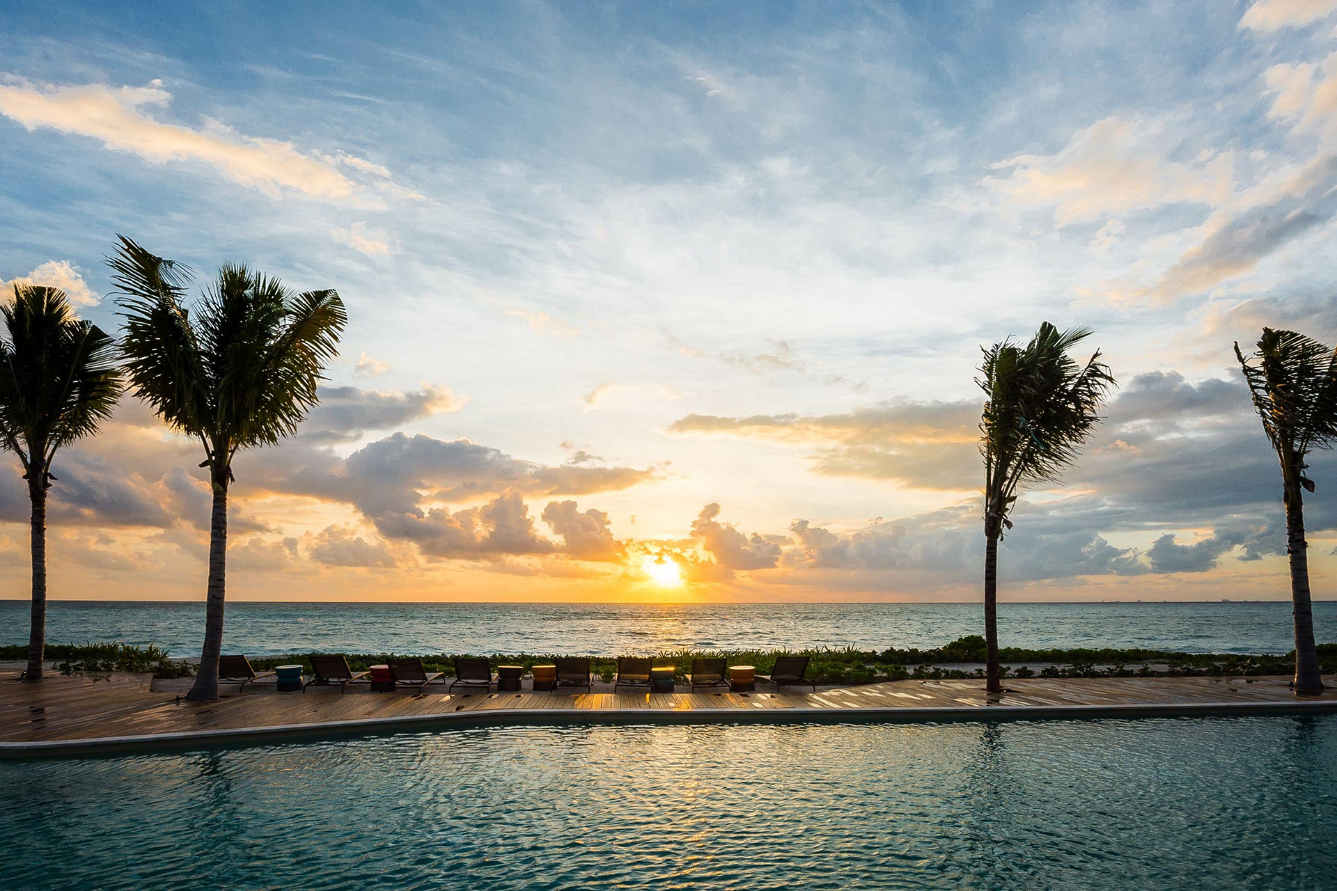 Andaz-Mayakoba-Resort-Riviera-Maya-P009-Sunrise-Pool-Beach-View.4x3